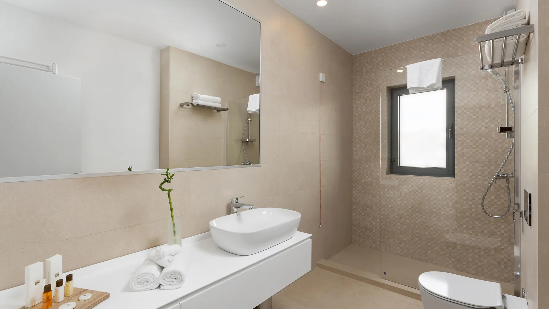 Athina Suites Hotel Bucarest 4*,  Roumanie